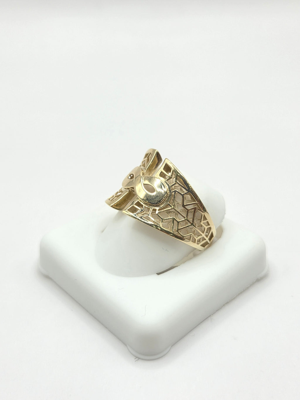 10KT FANCY SILHOUETTES BACK DESIGN INFINITY DETAIL CENTER RING Size 8-9 Weigth 3GR