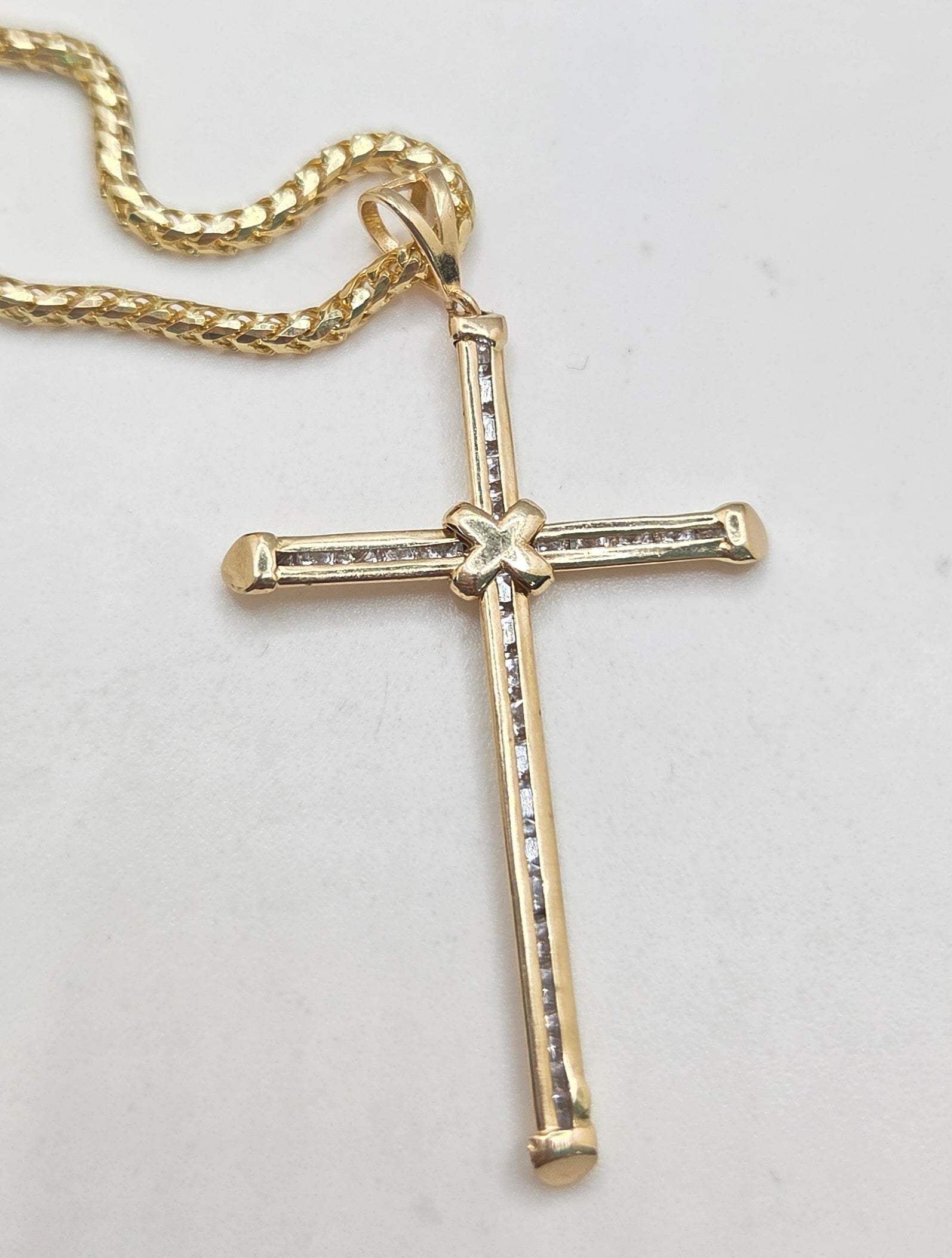 14KT FINE CZ CROSS PENDANT  Weight 2.2GR