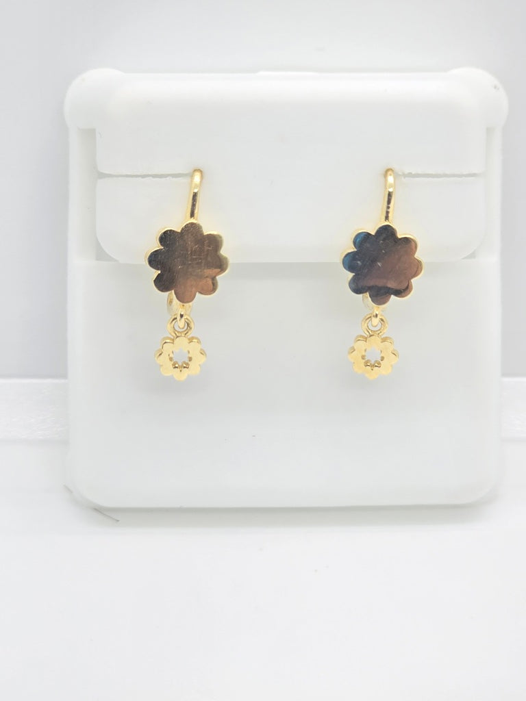 10K SMALL FLOWER SHAPE EARRINGS