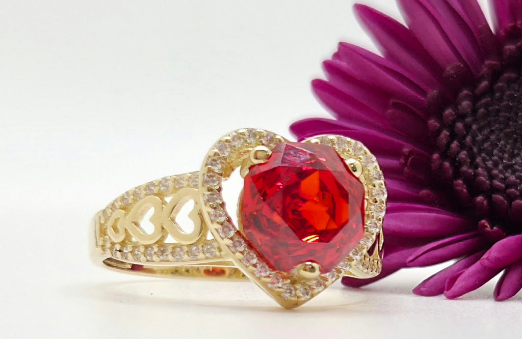 14KT ELEGANT HEART RING WITH RED STONE Size 7 & 8 Weight 3.4GR