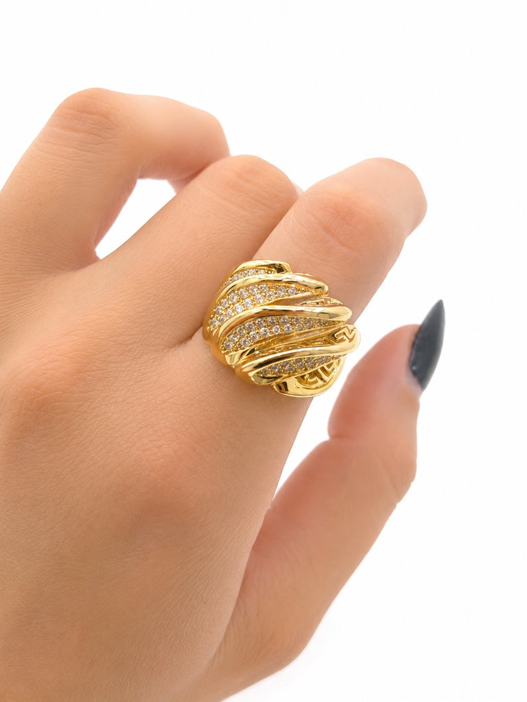 10K MODERN RING Size 8