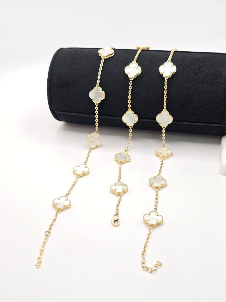 14KT LARGE WHITE CLOVER BRACELET Size 7.5INCH Weight 6.7GR