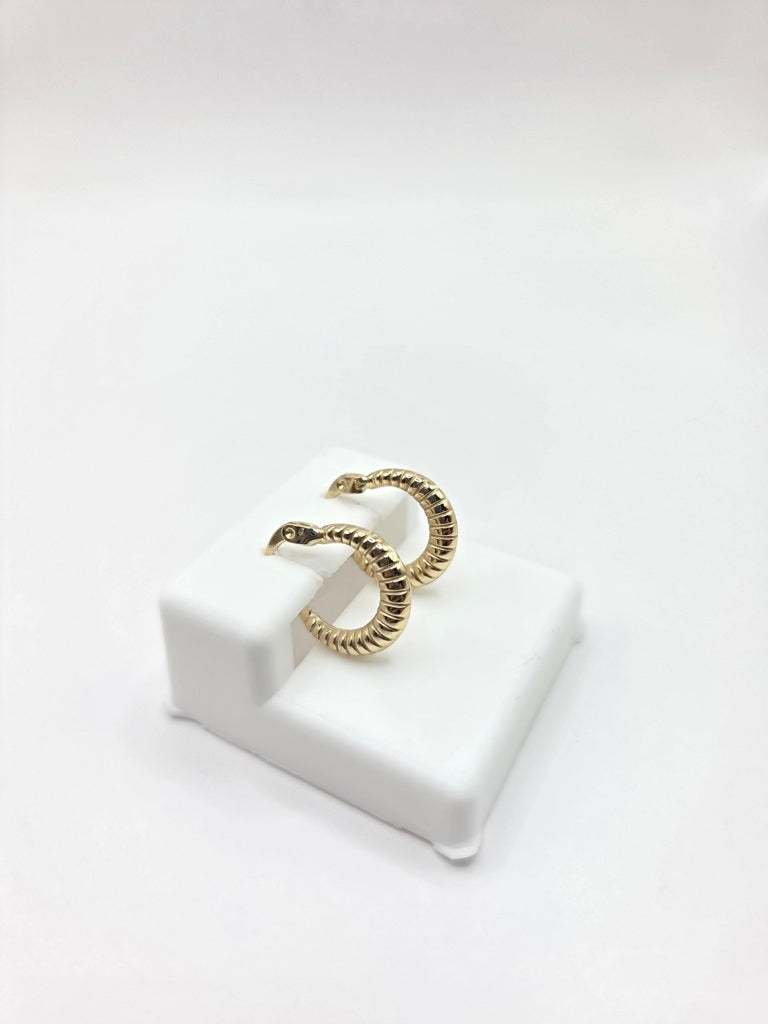 10KT SMALL SHRIMP DESIGN HOOPS EARRINGS Weight 1GR