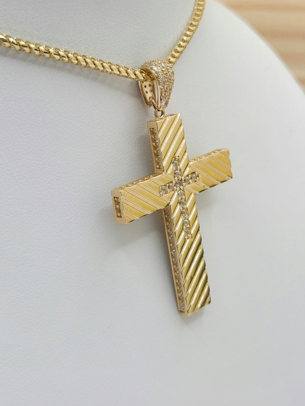 14KT DIAGONAL CUT CZ CROSS PENDANT Weight 6.8GR