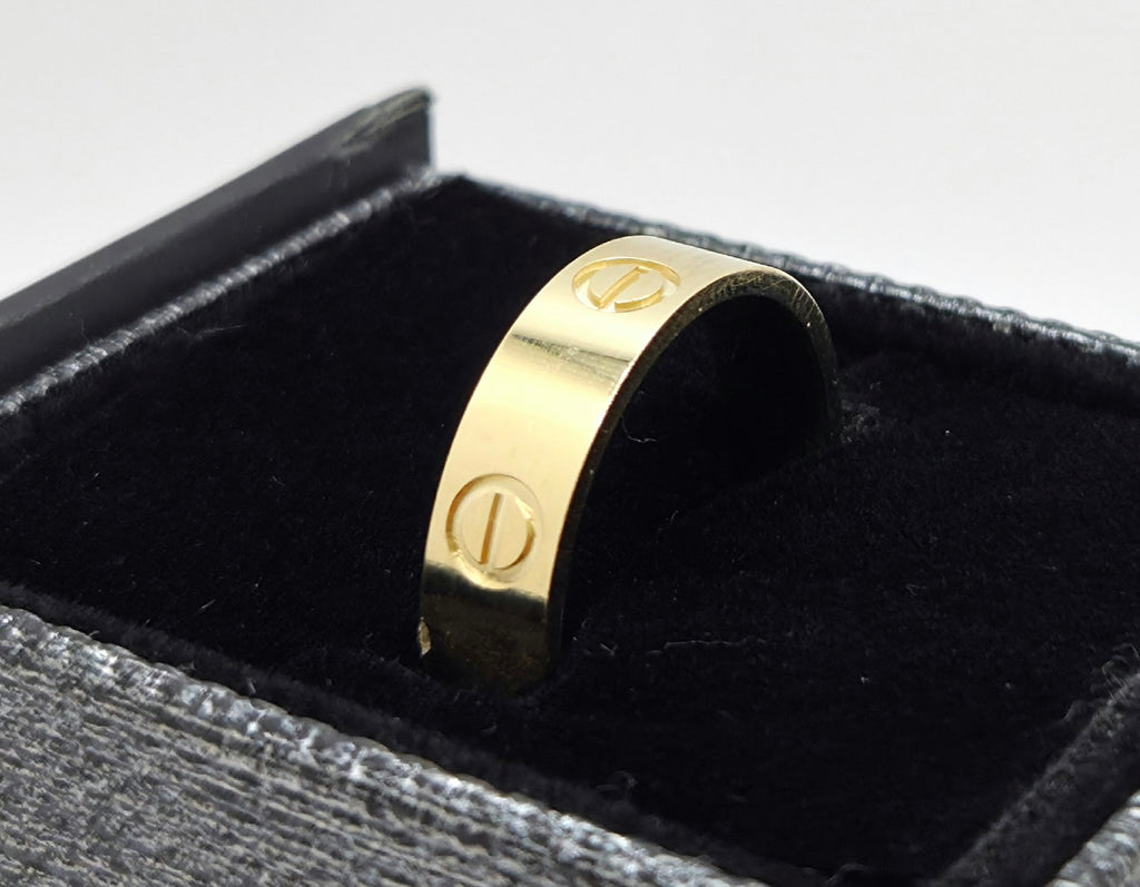 10KT FANCY CARTI WEDDING BAND RING Size 12 6MM Weight 5GR