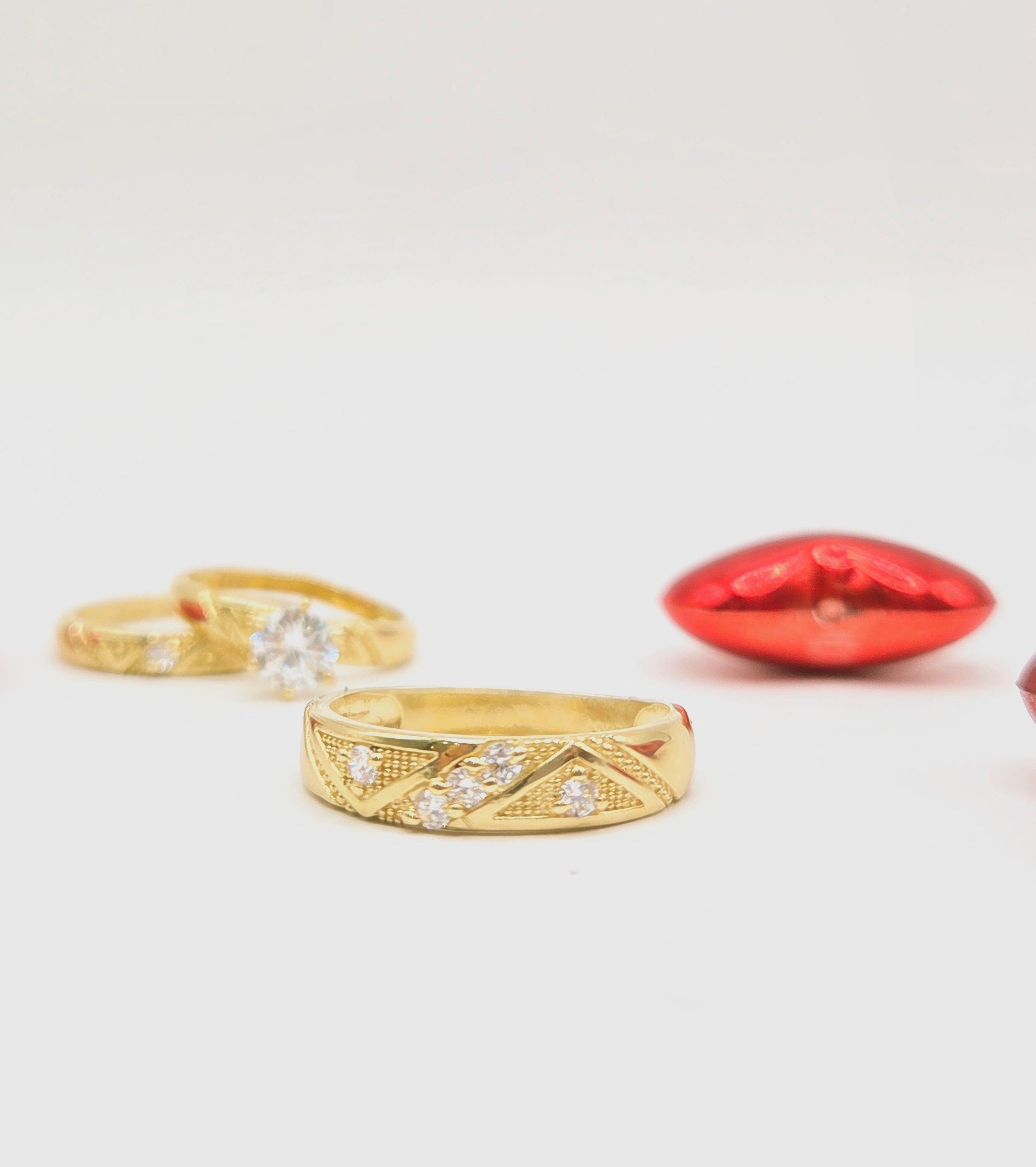 10KT RHOMBUS DETAILS ENGAGEMENT MAN'S  Size 10 Weigth 2.5GR