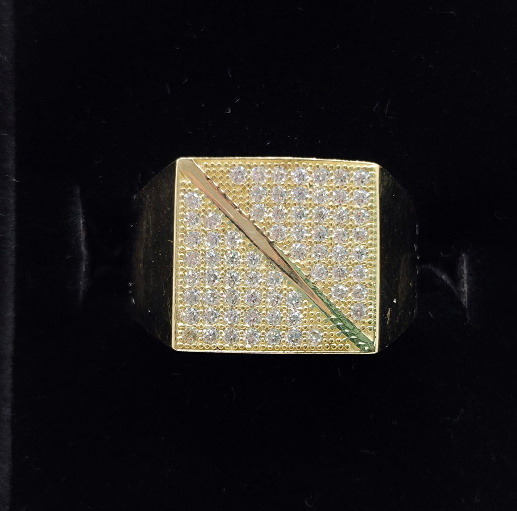 10KT CZ ELEGANTE SQUARE SHAPE DIAGONAL DETAIL MEN'S RING Size 10 Weight 5.2GR