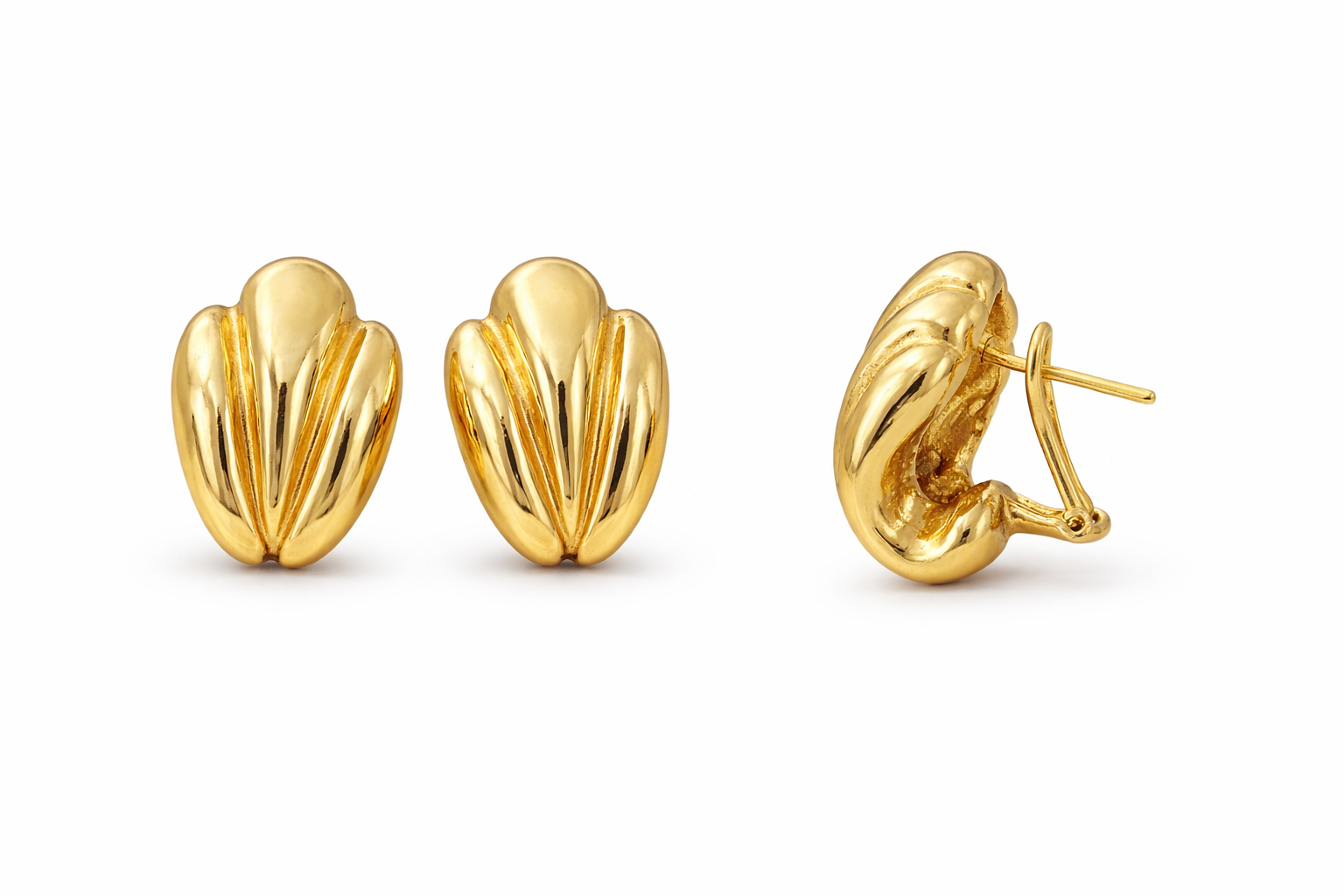 10KT MODERN OPEN SHELL DESIGN OMEGA BACK EARRINGS Weigth 4.9GR
