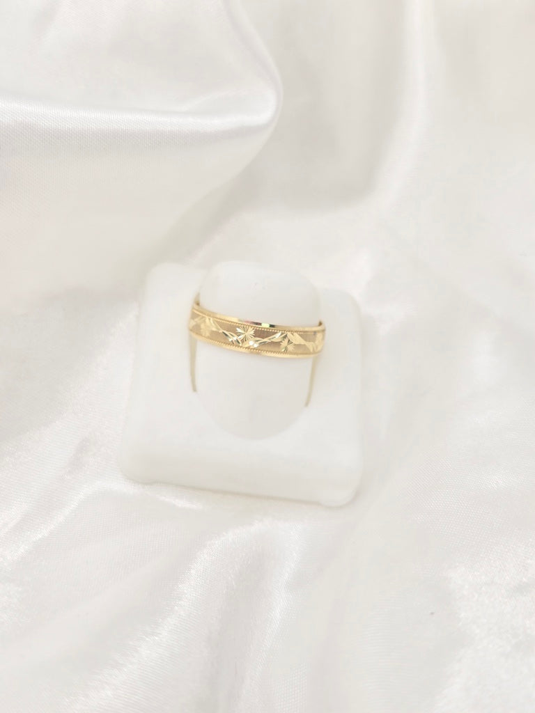 10KT HOLLOW MEN'S ENGAGEMENT RING WITH ASTERISK DESIGN Size 10 Weight 1.4GR