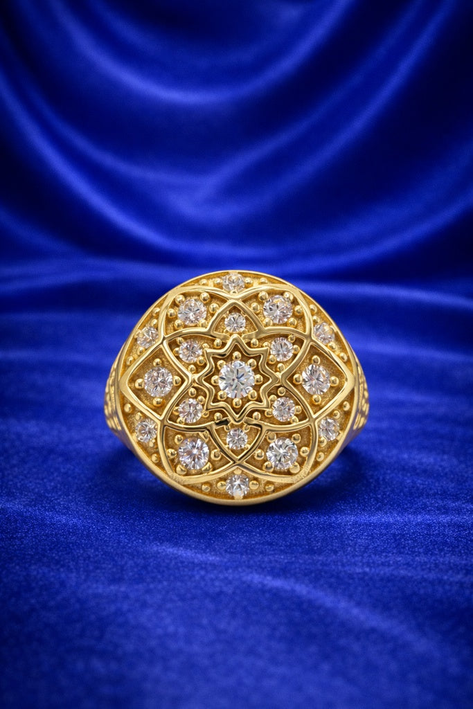 10KT ROUND FLOWER DESIGN SMALL ROSETTA MAN'S RING Size 12 Weigth 4.3GR