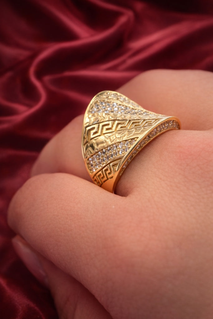 10KT CZ GREEK AND NUGGETS DETAILS WOMAN'S RING Size 8 Weigth 4GR