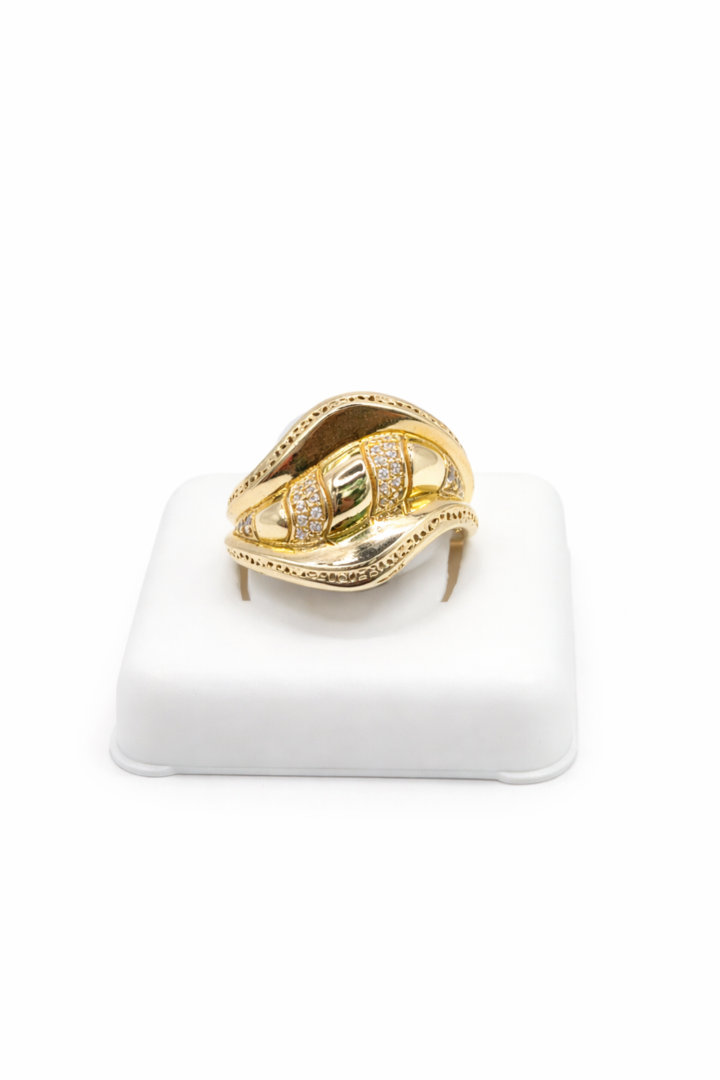 10KT  CZ SKIN SNAKE DESIGN  WOMAN'S RING Size 8 Weigth 3.4GR