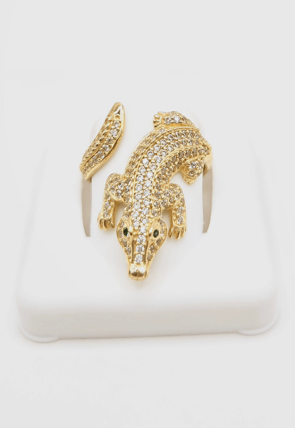14KT EXOTIC CROCODILE RING FILLED WITH CZ AND GREEN EYES SIZE 8 & 9 Weight 4.2GR