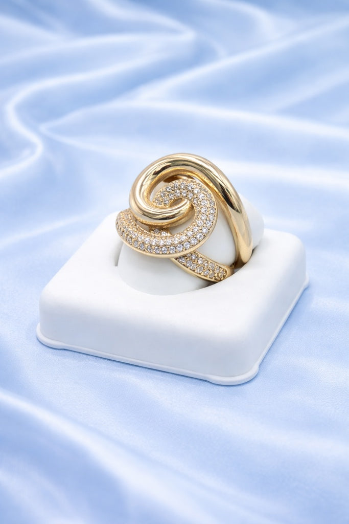 10KT MODERN CZ SPIRAL WOMAN'S RING Size 8 Weigth 4GR