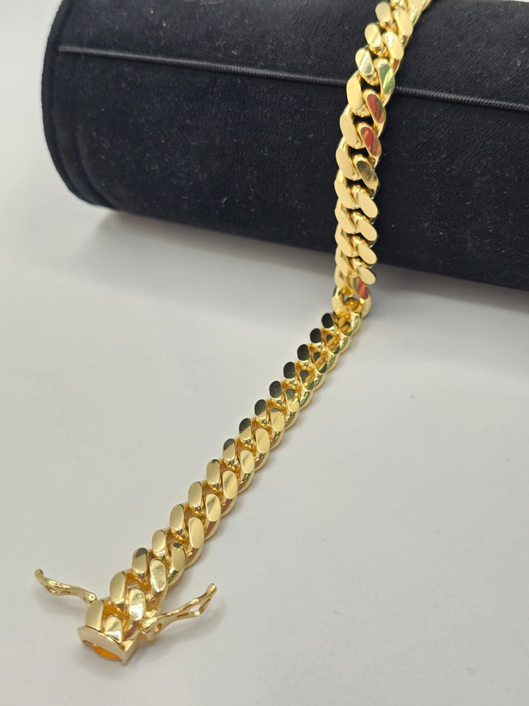 10KT SOLID MIAMI CUBAN BRACELET Size 8INCH 7MM Weight 26GR