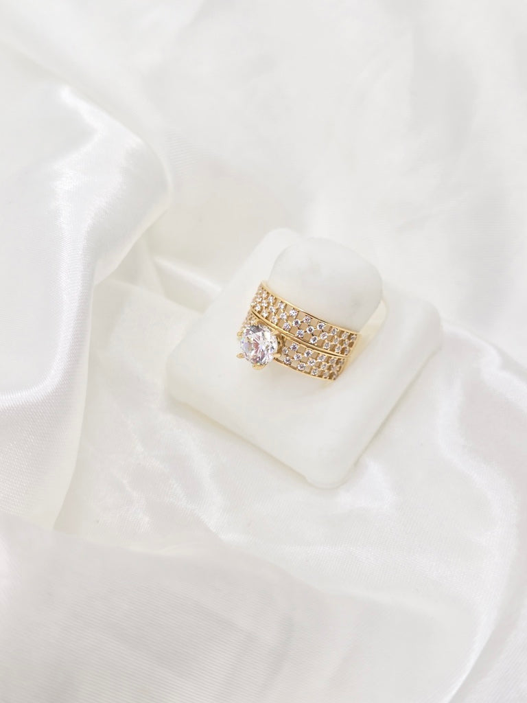 10KT CZ NET WOMEN'S ENGAGEMENT RING  Size 7 Weight 3.5GR