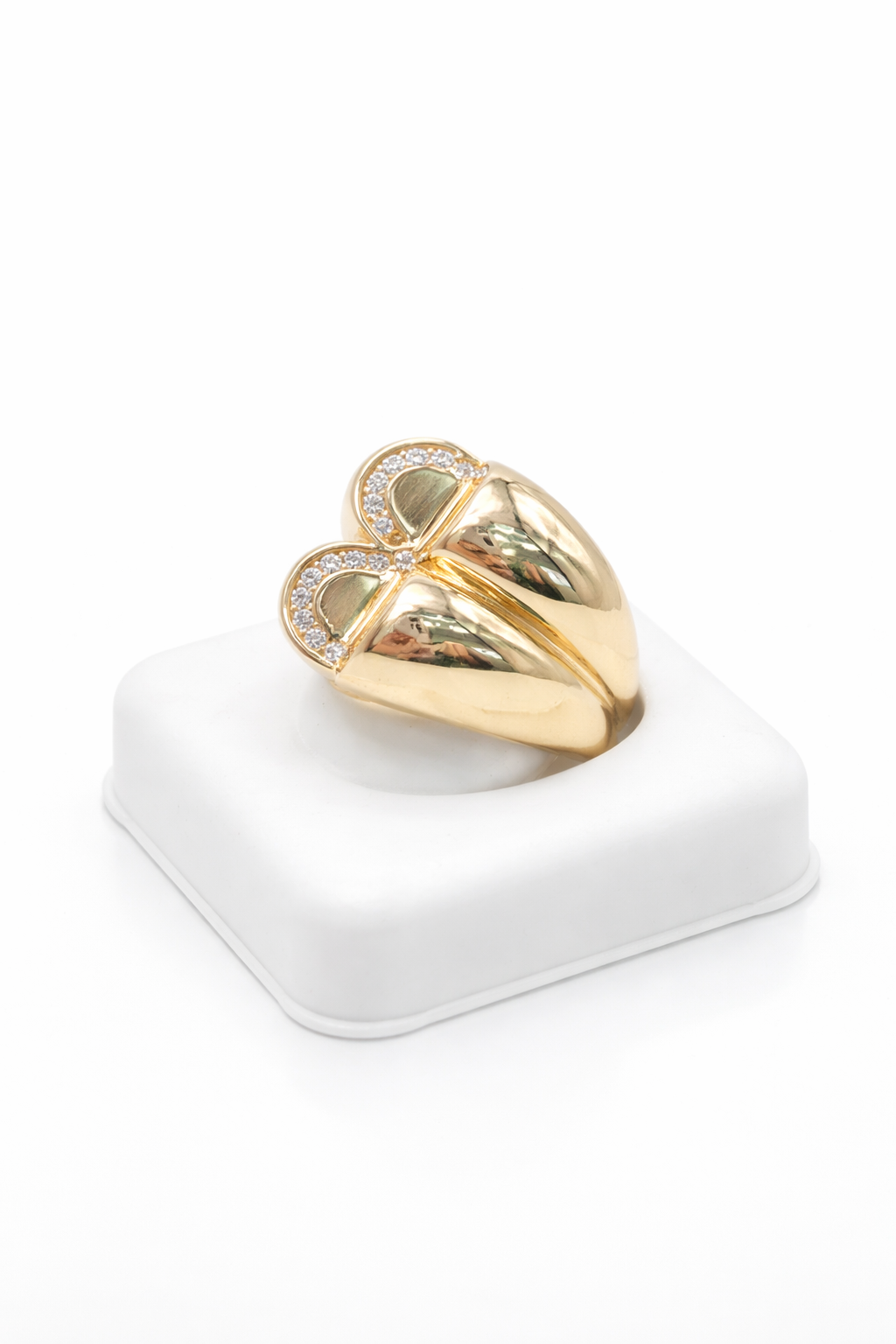 14KT EXOTIC CZ DETAIL WOMAN'S RING Size 8 Weigth 3.8GR