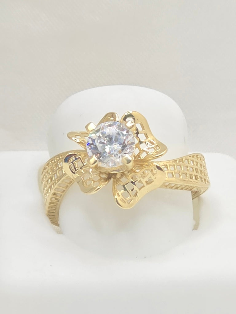 14KT MODERN STYLE FLOWER NET DESIGN RING Size 8 Weight 2.8GR