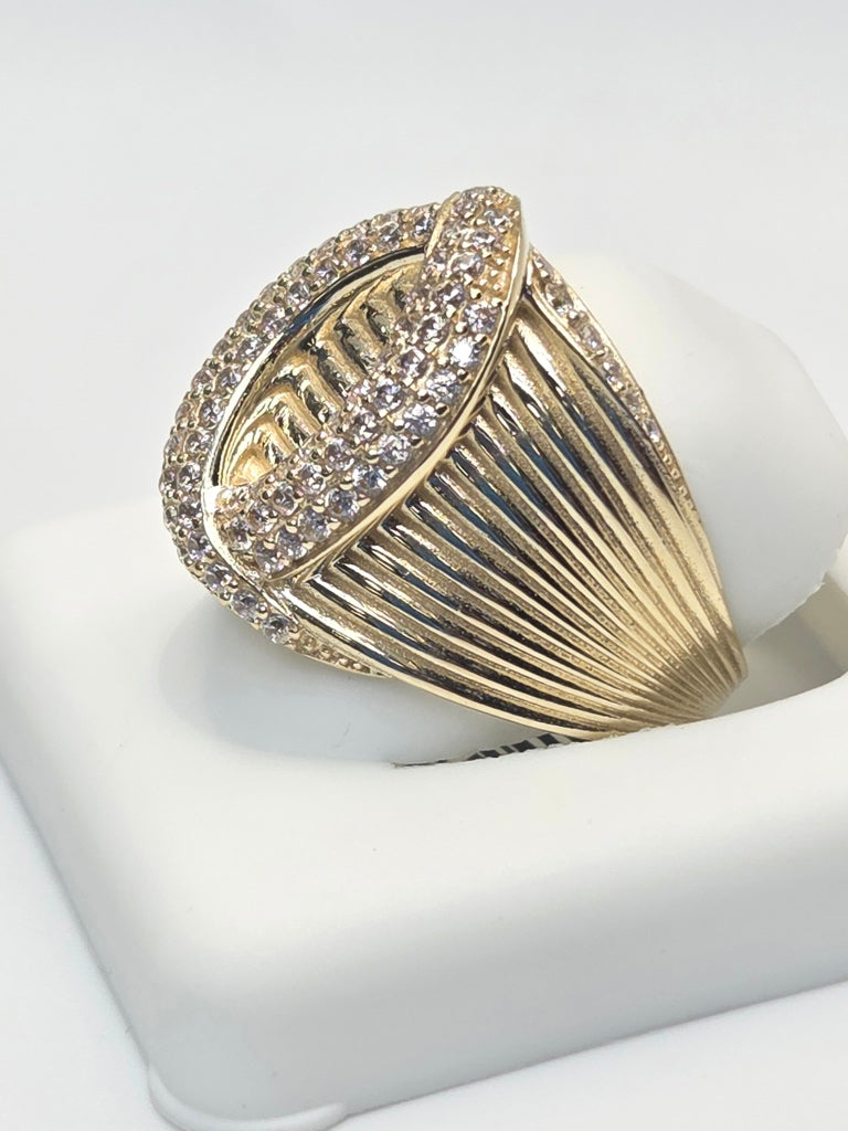 10KT  VINTAGE CA DETAIL OAVL DESIGN WOMAN'S RING Size 8 Weigth 3.5GR