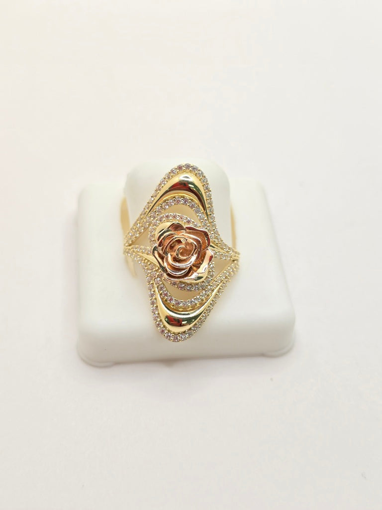 14KT DELICATE ASYMMETRIC ROSE RING WITH ZIRCONIA Size 8 Weight 4.8GR