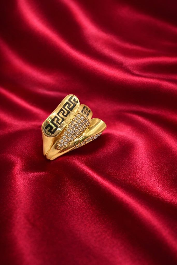 10KT ASYMMETRIC BLACK GREEK DESIGN WOMAN'S RING Size 8 Weigth 5.1GR