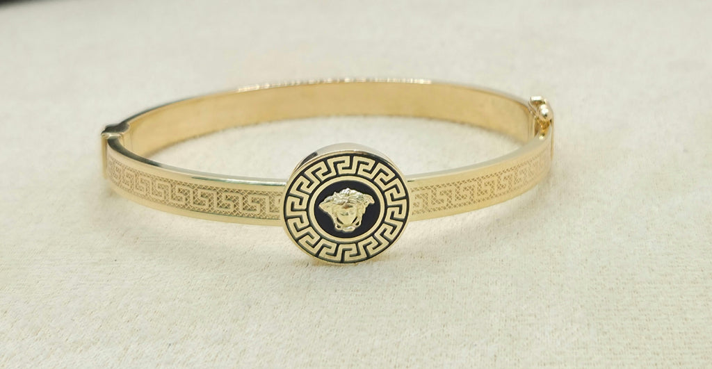 14KT MEDUSA GREEK DESIGN BANGLE Weight 15.6GR