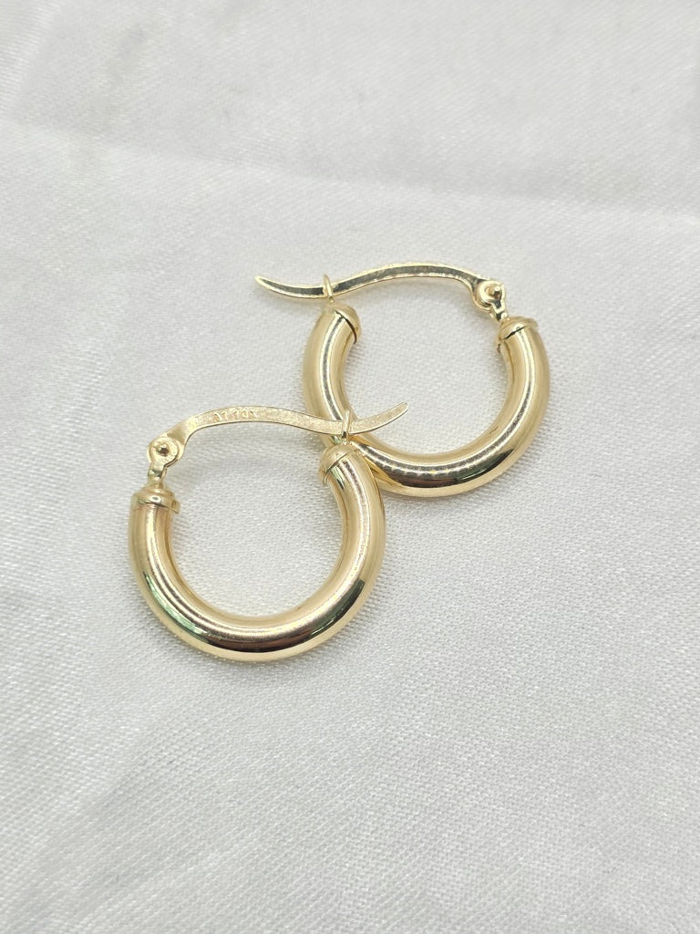 10KT PLAIN HOOPS EARRINGS Size 3MM Weight 1.2GR