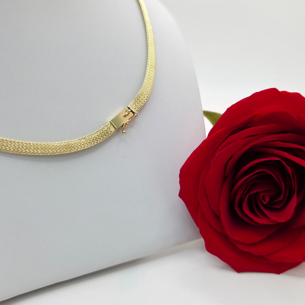 14KT FLAT WITH "X" DETAIL NECKLACE Size 16INCH 4.5MM Weight 11.1GR