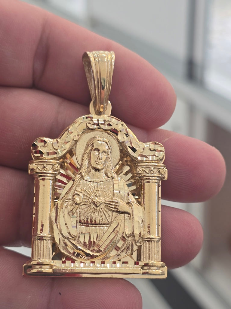 10KT SPECIAL OFFER JESUS HAERT RELIGIOUS PENDANT Size 50x38mm Weigth 25