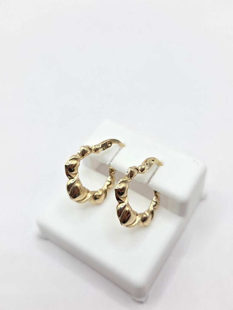 10KT SMALL HEARTS HOOPS EARRINGS Weight 1.2GR