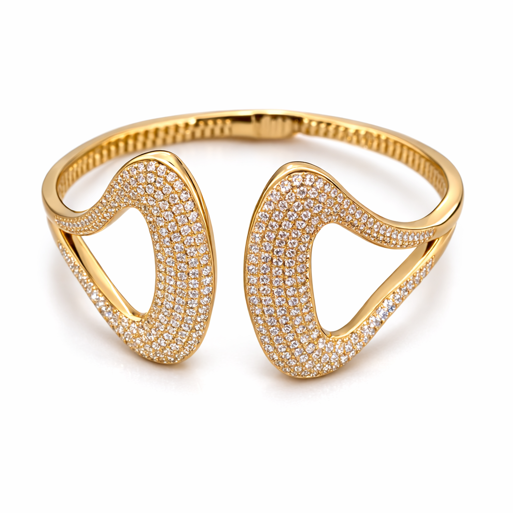 10KT ELEGANT CZ DESIGN BANGLE Size  Weigth 13.2GR