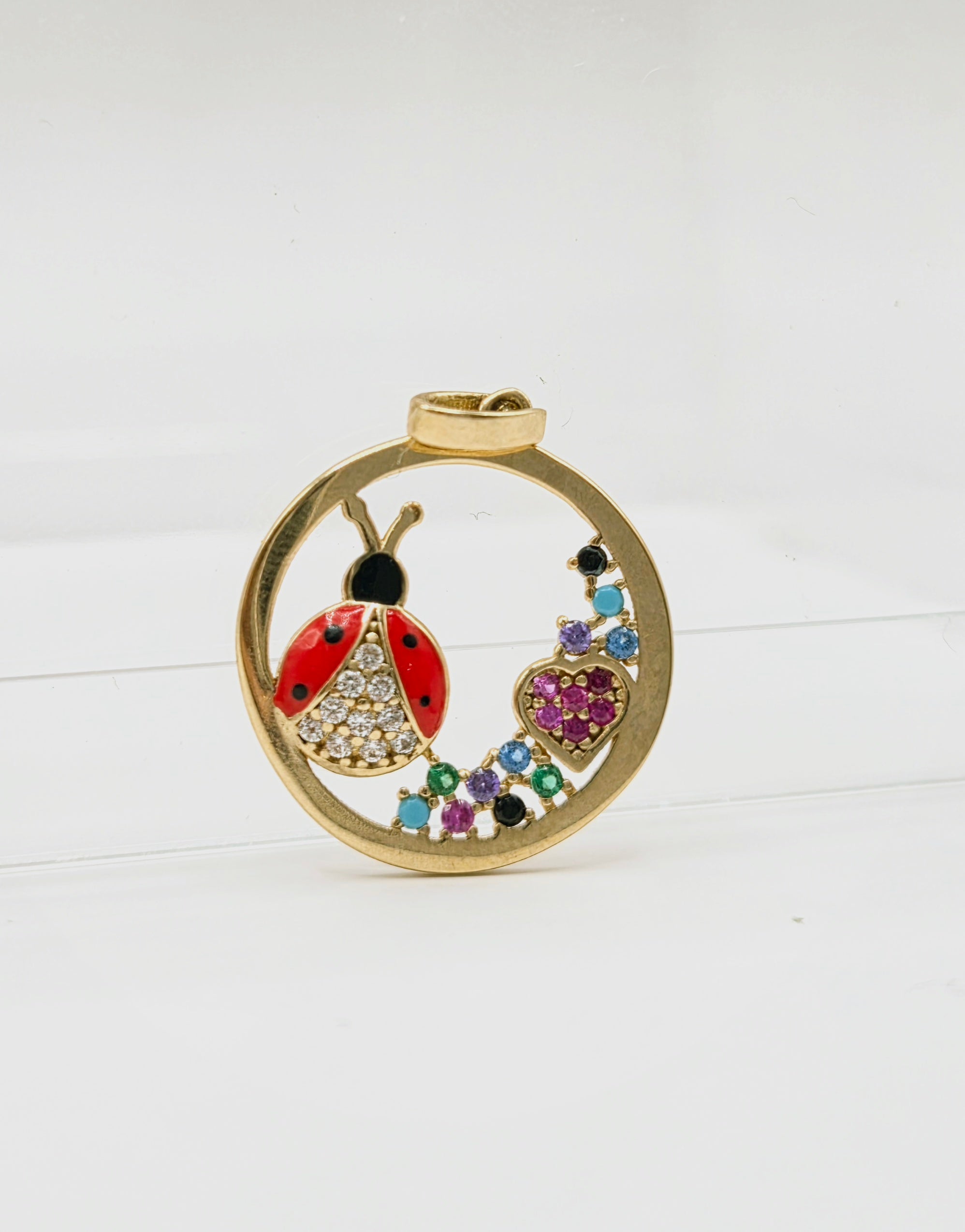 10KT  PENDANT Size  Weigth 1.3GR