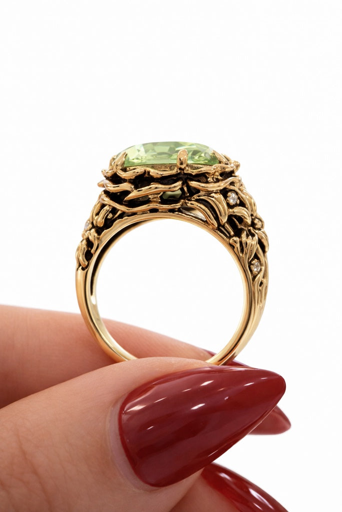 10KT Yellow Gold Women's Ring with Main Yellow Stone – Size 7 | 8.6 Grams