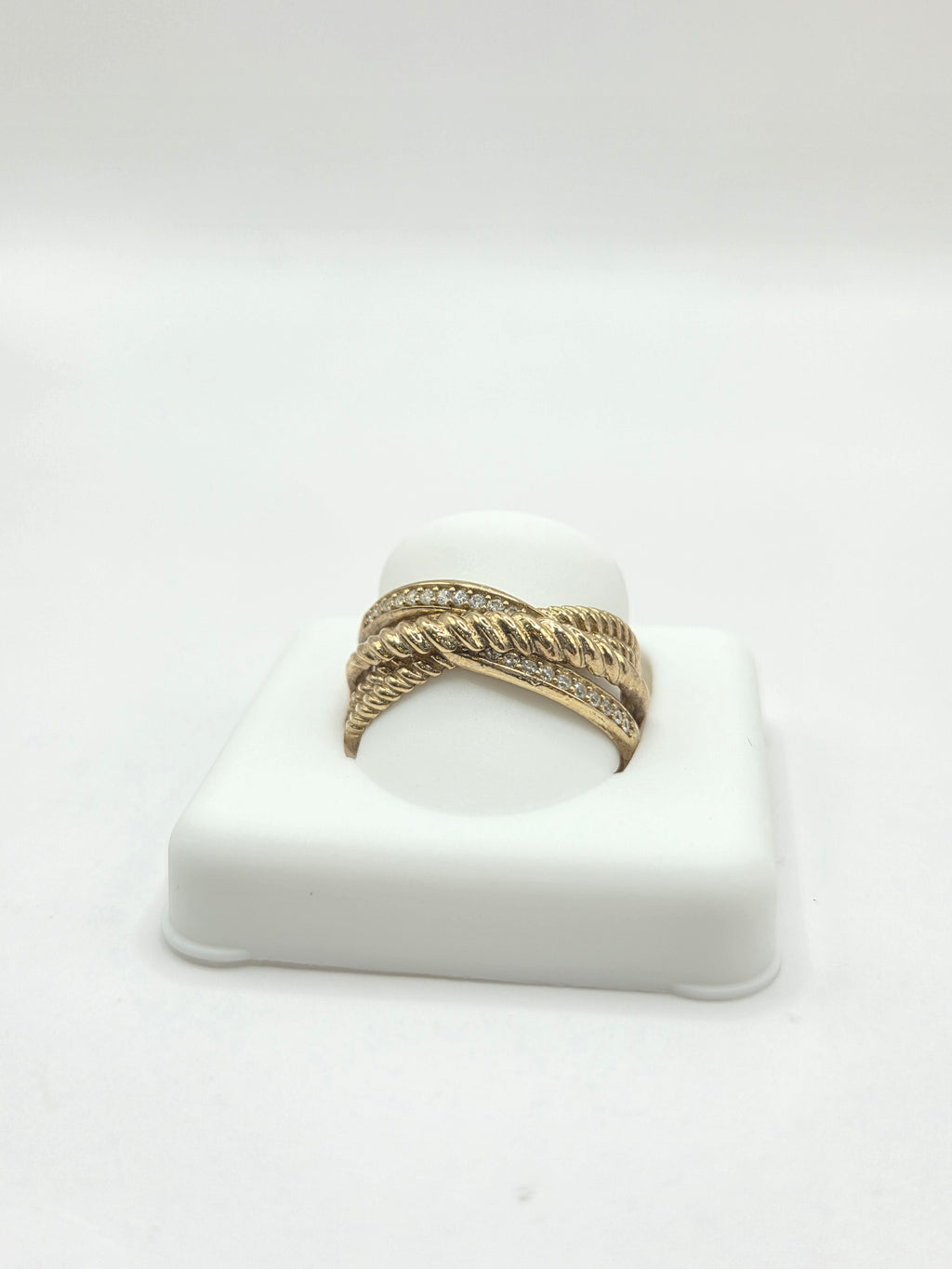 10KT BRAIDED ROPE CZ DETAIL RING Size 7 Weight 2.6GR