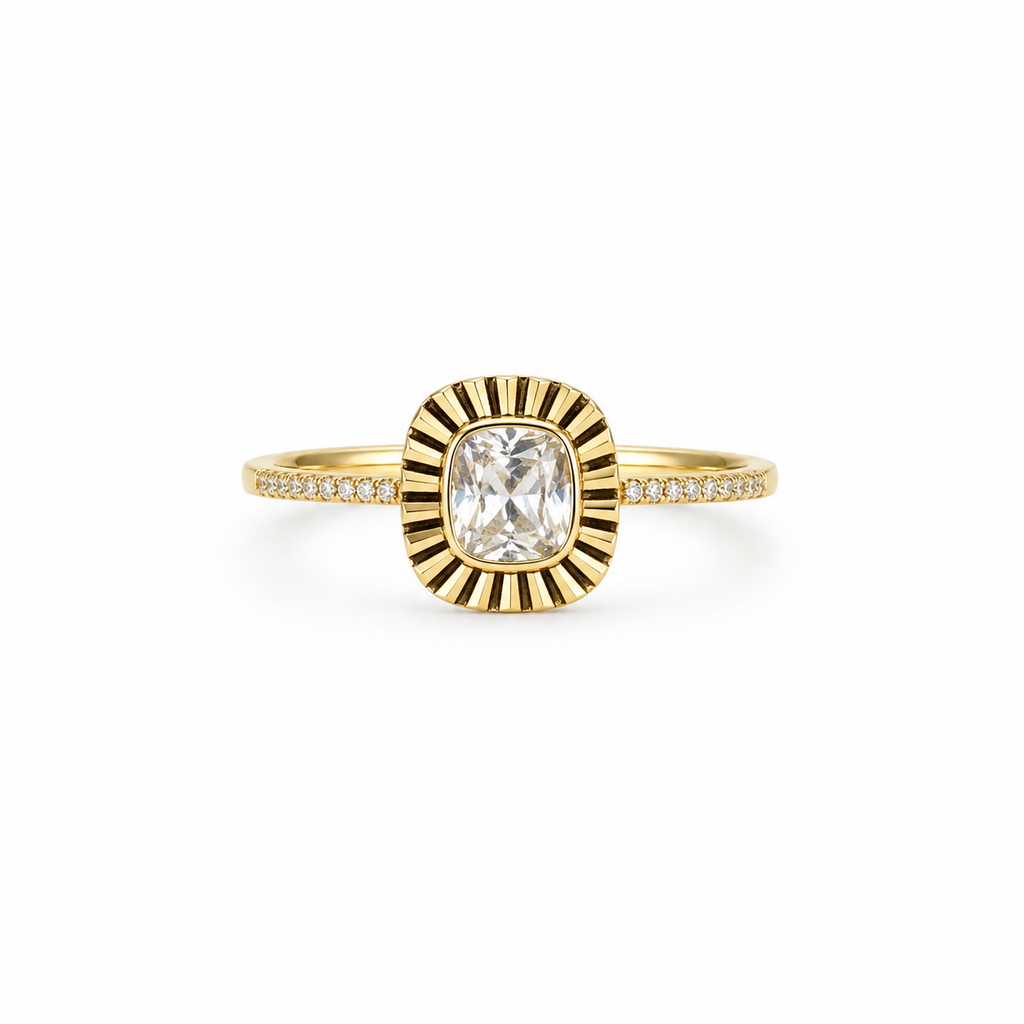 10KT SQUARE CUT RING Size 7 Weigth 1.5GR