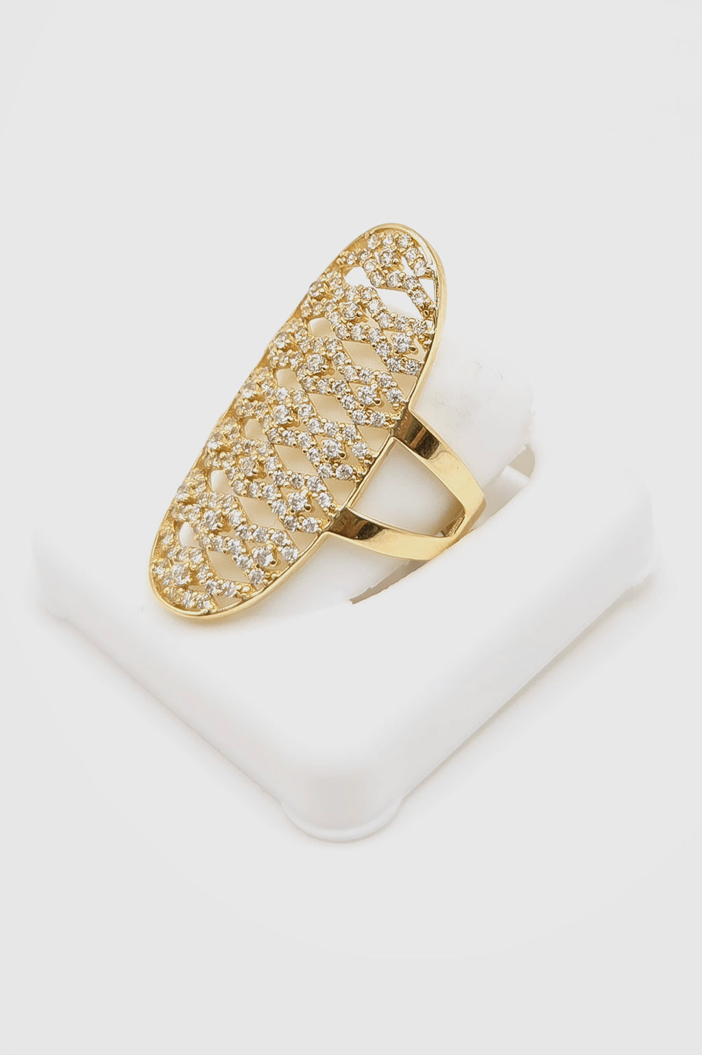 14KT MODERN CZ DETAIL RING Size 8 Weight 5.1GR