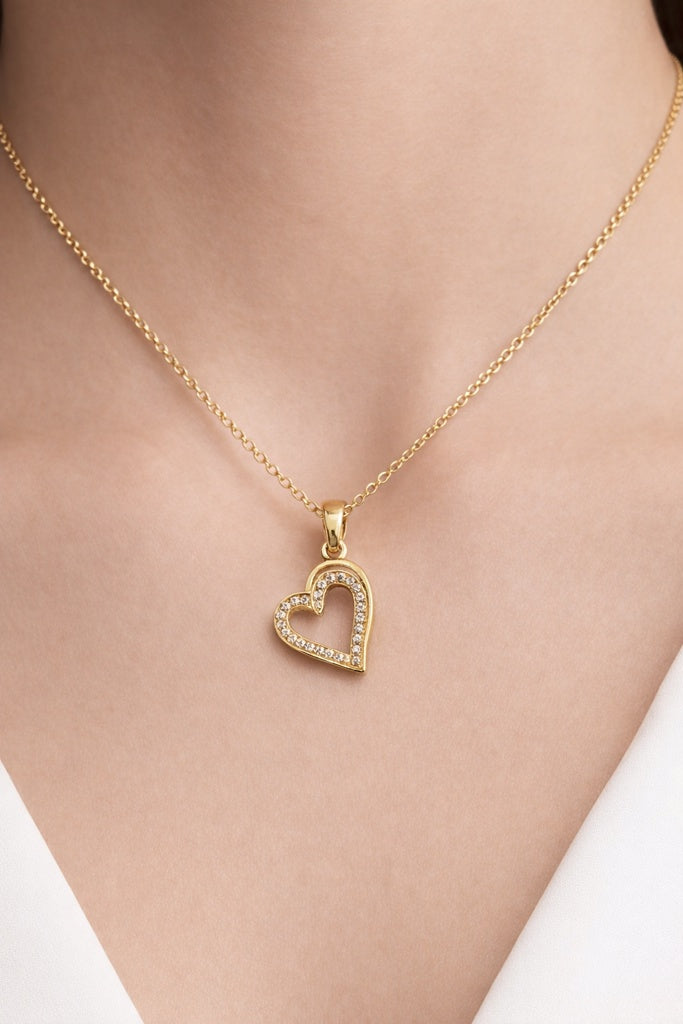 10KT YELLOW GOLD  HERAT SILHOUETTE DIAMOND PENDANT Size  Weigth 1.3GR