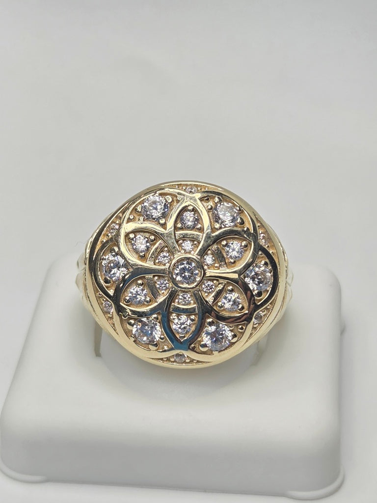 10KT ROUND FLOWER DESIGN SMALL ROSETTA MAN'S RING Size 12 Weigth 4.5GR