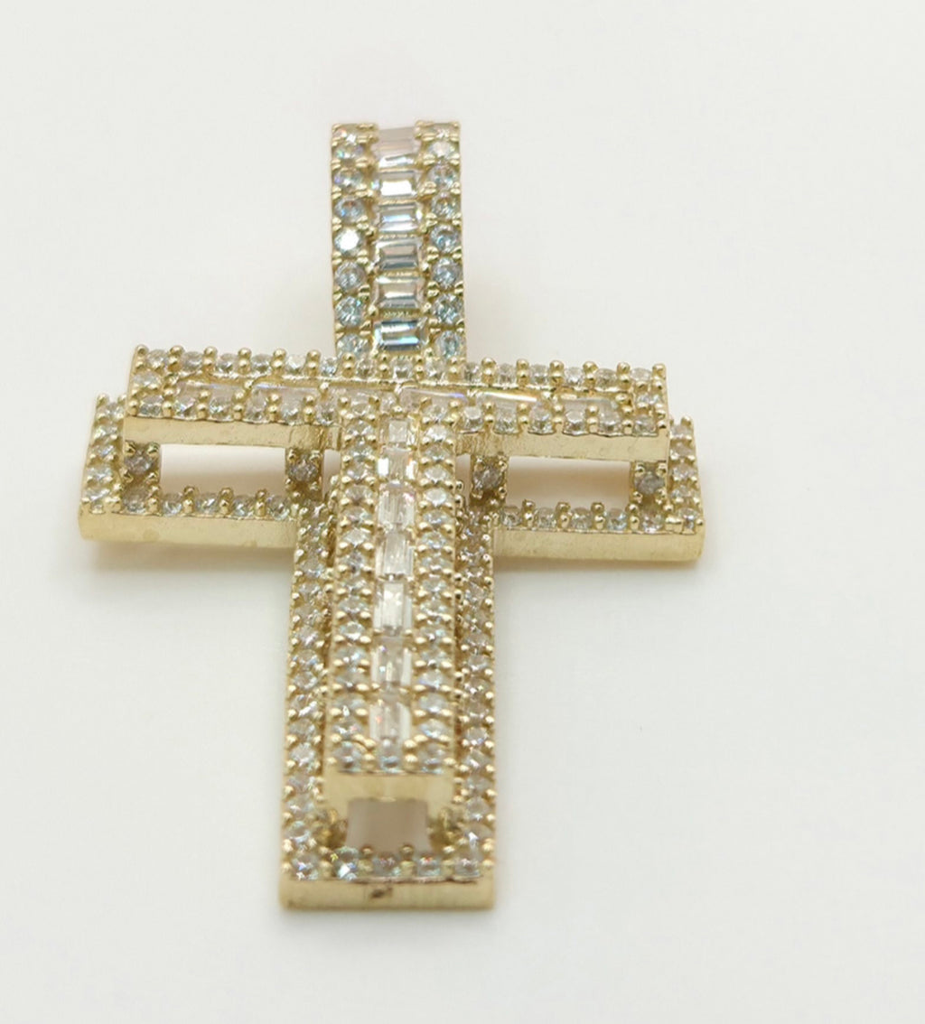 10KT SMALL CZ ''T'' LETTER PENDANT Weight 3.9GR
