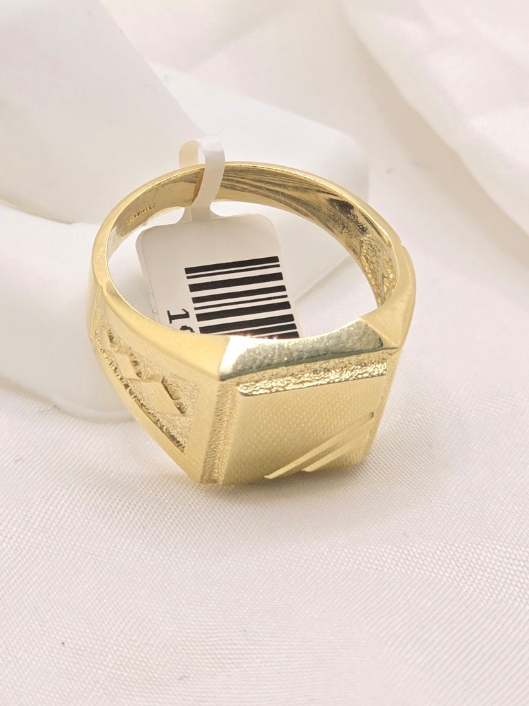 10KT SQUARE DEISGN RHOMBUS DETAIL ENGRAVABLE MAN'S RING Size 10 Weight 6.4GR