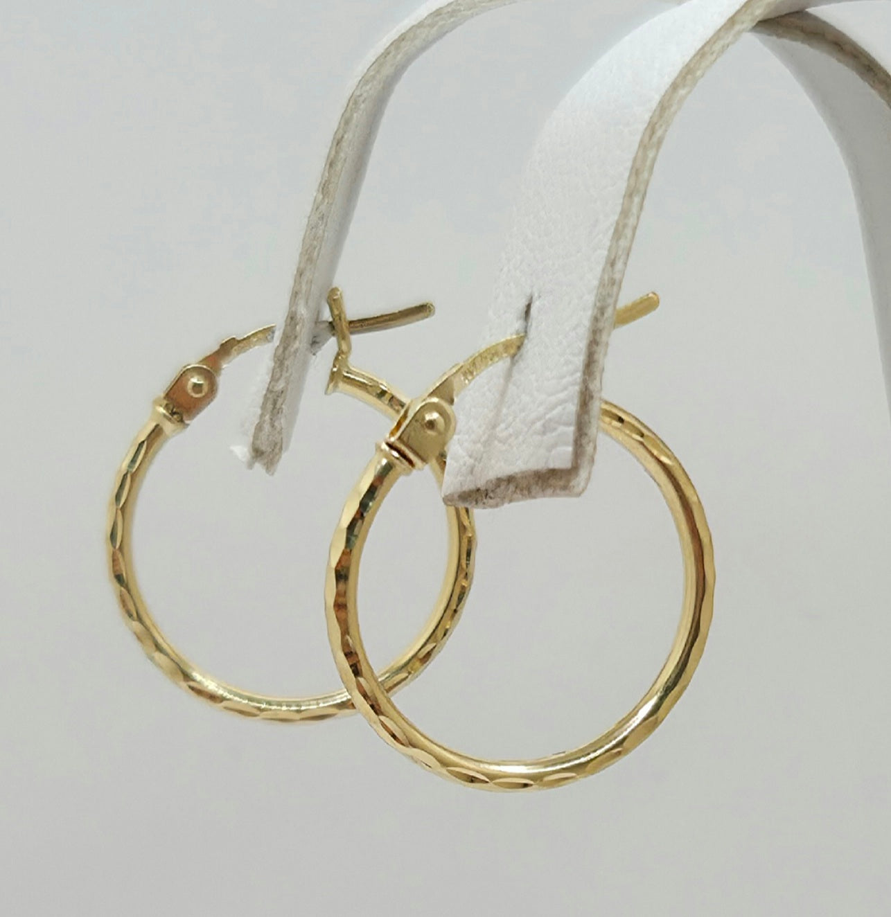 10KT SLIM DIAMOND CUT HOOPS EARRINGS Size 2 1.5MM Weight 1.2GR