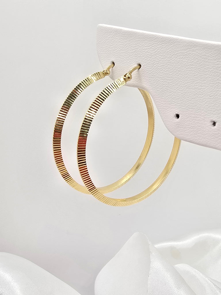 14KT STRAIGHT CUT HOOPS EARRINGS Weight 4.1GR