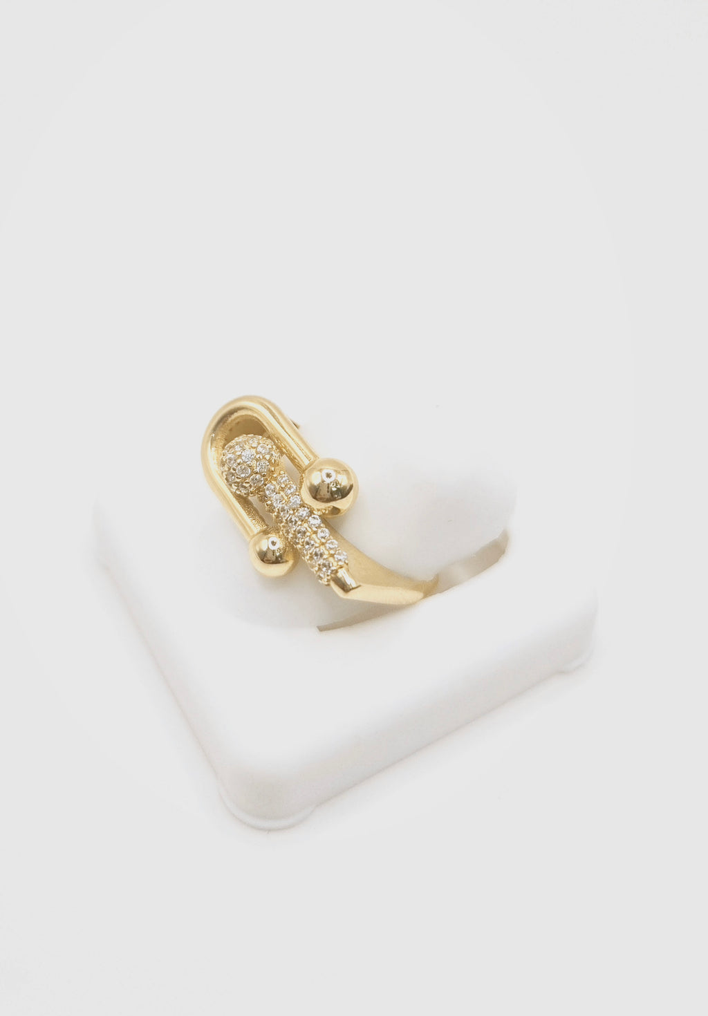 14KT EXOTIC PAPER RING WITH THREE BALLS AND CZ DETAILS SIZE 8 Weight 2.9GR