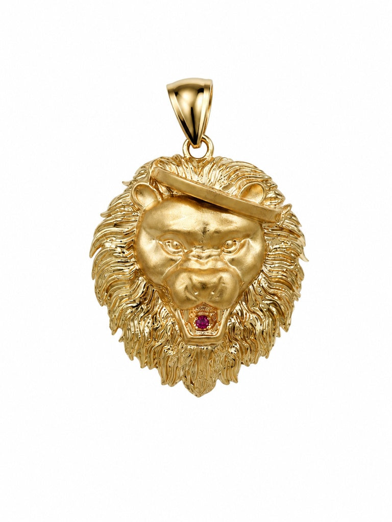10KT LION PENDANT Size