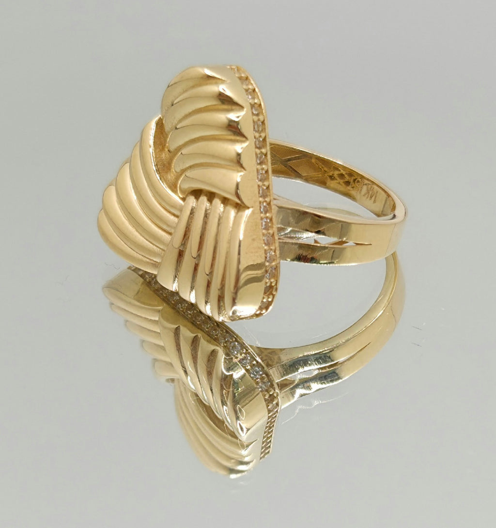 14KT MODERN GEAOMETRIC RING Size 6 Weight 5.6GR