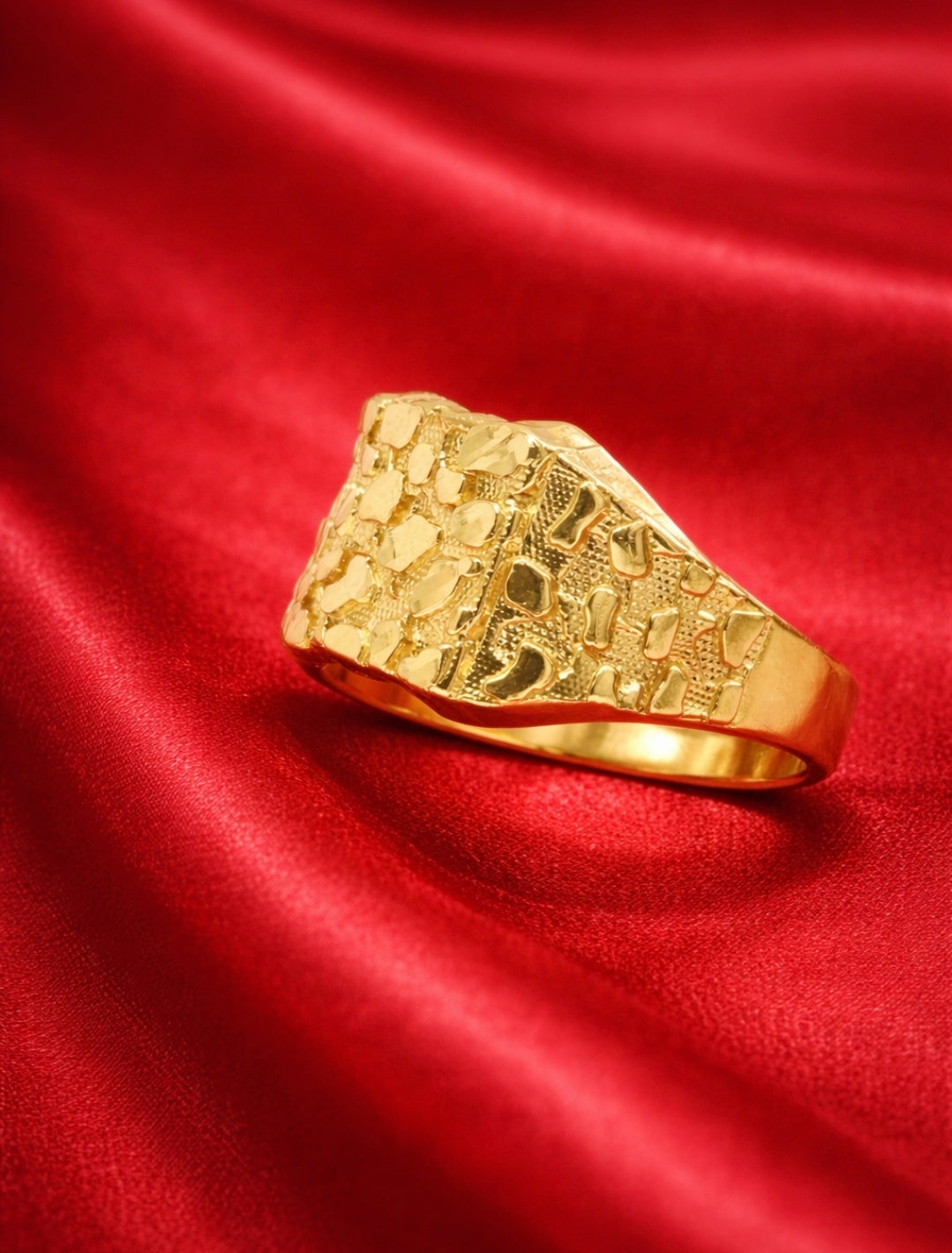 10KT SQUARE NUGGET RING Size 10 Weigth 3.5GR