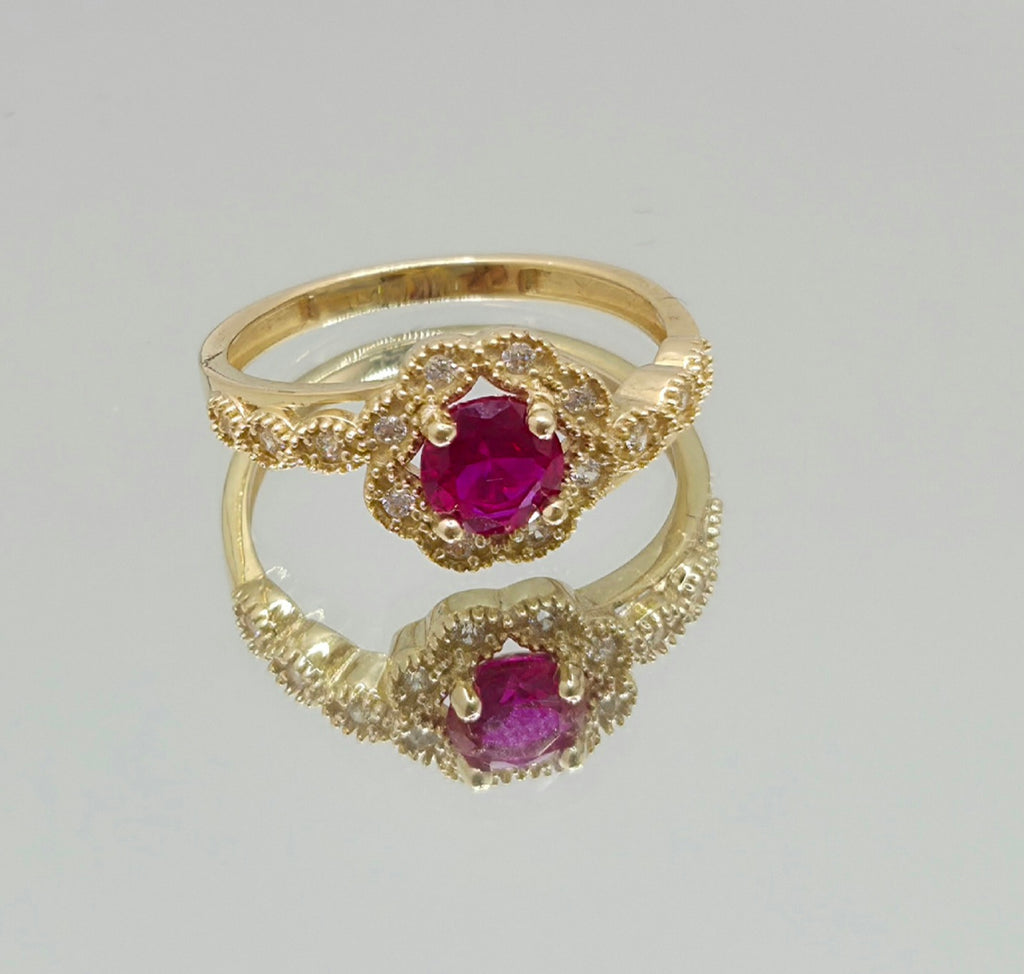 14KT DELICATE CZ FLOWER PINK STONE CENTER RING Size 7 & 8 Weight 2.5GR