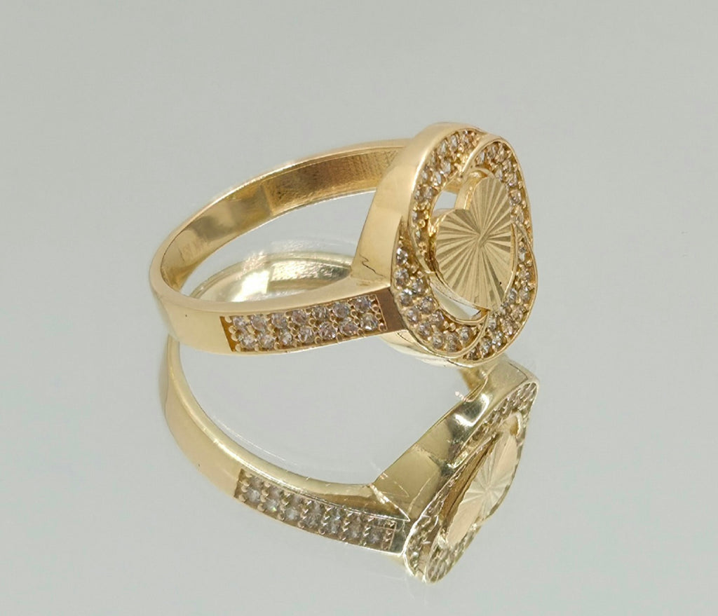 14KT CZ ROUND HEART INSIDE RING Size 8.5 Weight 2.9GR