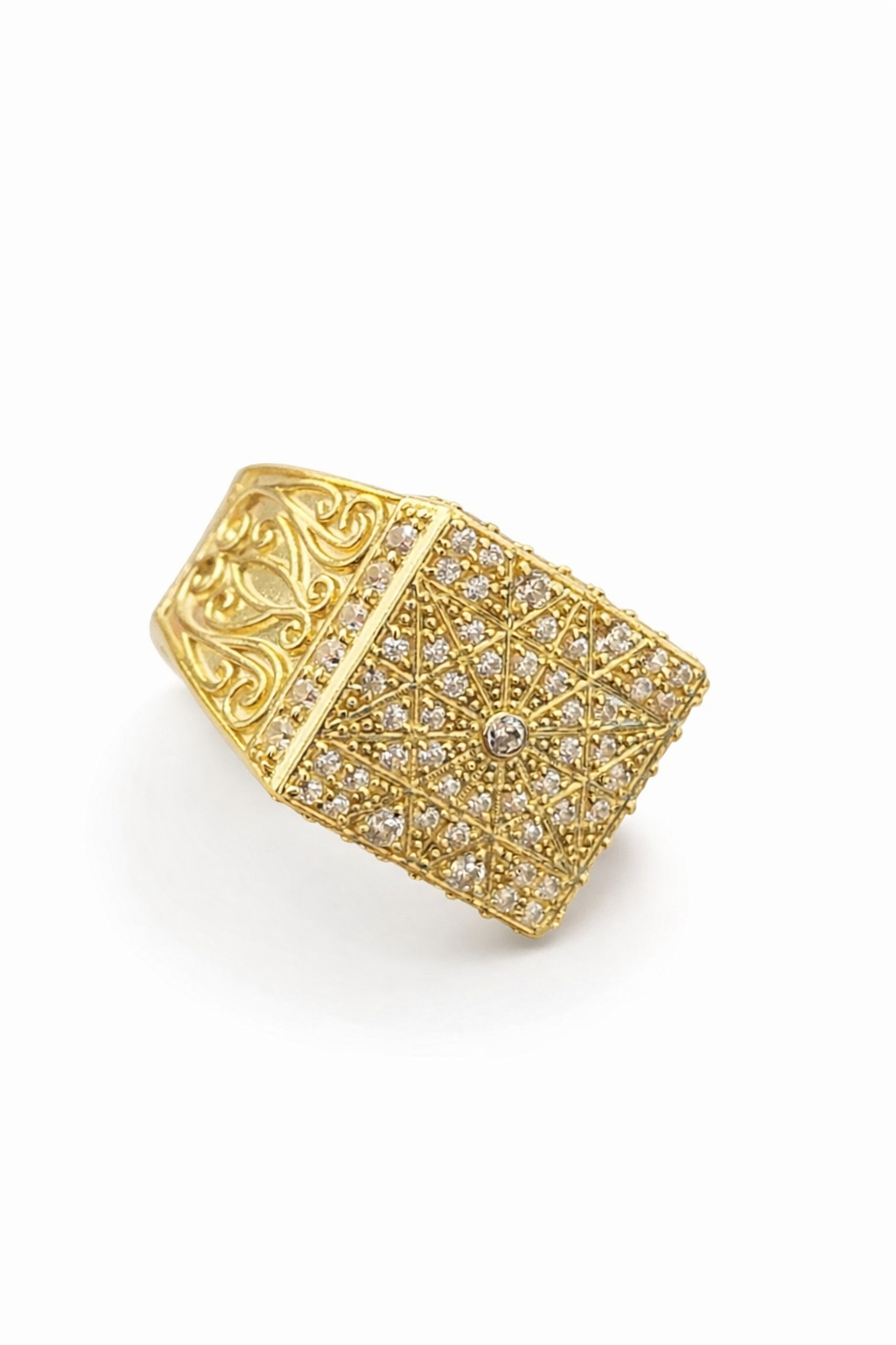 10KT SQUARE RING  Size 12 Weigth 5.6GR