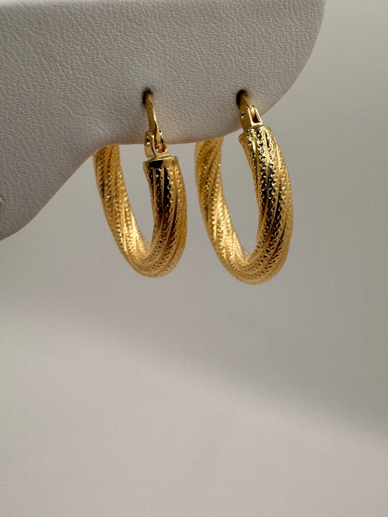 10KT CROOKED NEVADAS HOOPS EARRINGS Size 3 4.5MM Weight 3.8GR